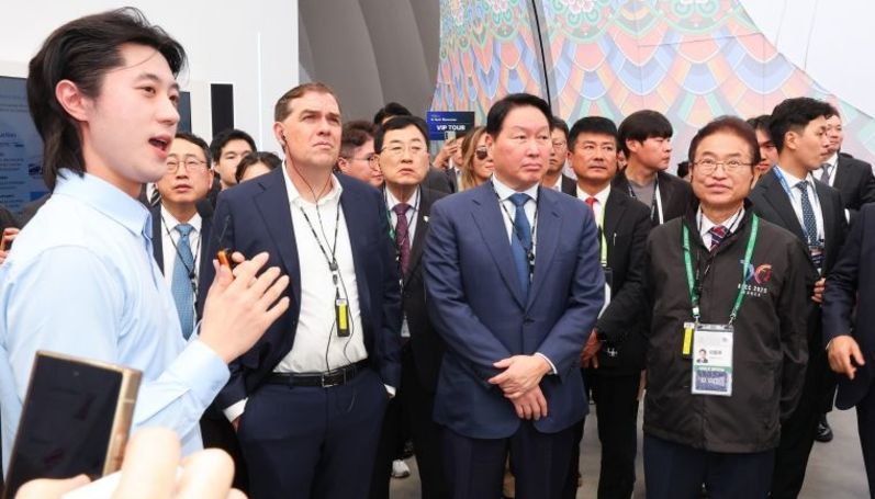 세일즈 경북! APEC 경제전시장·K-테크 쇼케이스 본격 가동