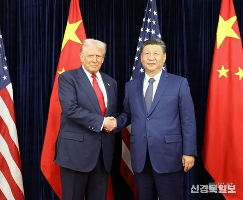 30일 시진핑(習近平) 중국 국가주석과 도널트 트럼프 미국 대통령이 한국 부산에서 회담했다. (사진/신화통신)