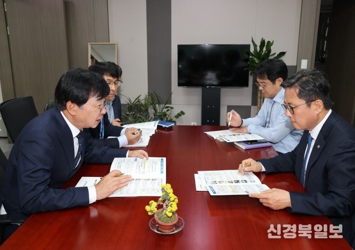 국회 찾아 지역 현안사업 건의