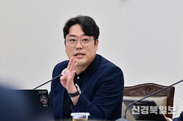 반선호 시의원‧전국교육공무직본부 부산지부 공동토론회 개최… 청소노동 환경 개선 요구 확산