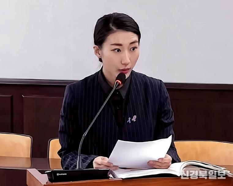 부천시의회 윤단비 의원, '악성 유튜버' 겨냥 첫 지방 조례 제정 부천시 공공장소 촬영 기준 마련