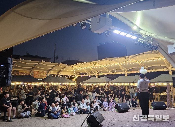 군위전통시장 야시장 성료, 활성화 추진